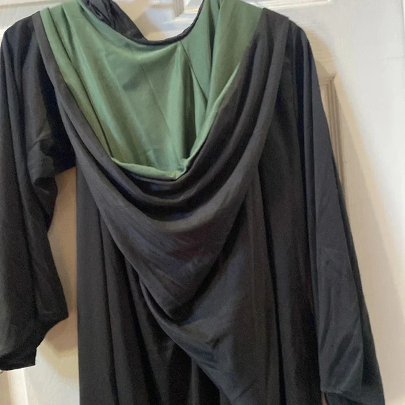 Rubies costume Harry Potter Slytherin Robe with Hood one size Medium - Picture 6 of 9